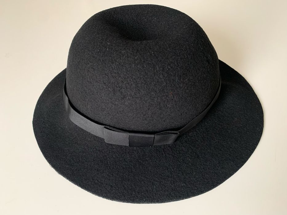 Palarie din fetru pentru femei