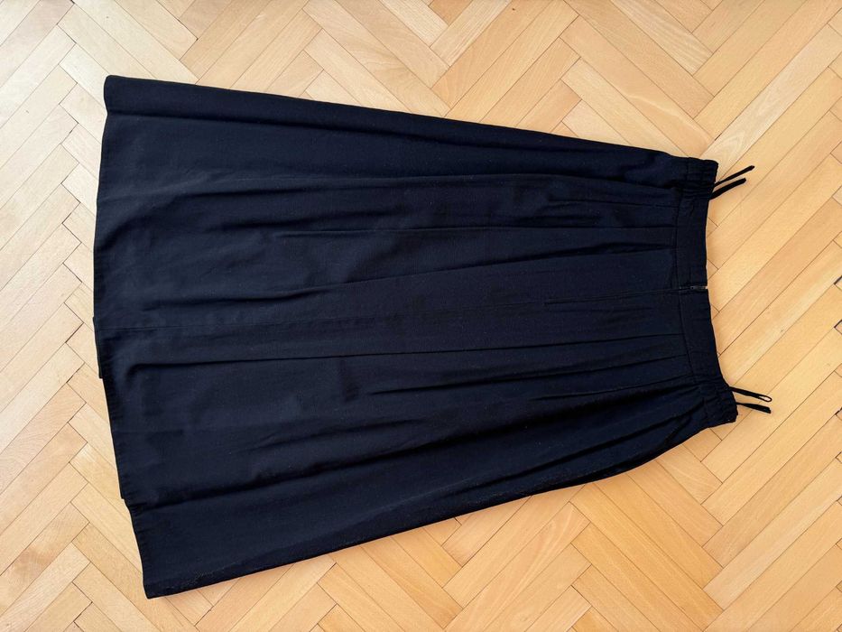 Луксозни стилни немски дълги поли - 2 броя (лилава и черна)