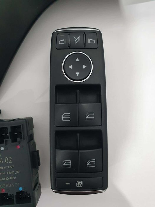 Oglinda  Mercedes C-class W204 Stanga /Dreapta KIT/Rabatare electric