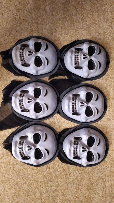 Маски для розыгрыша и косплея