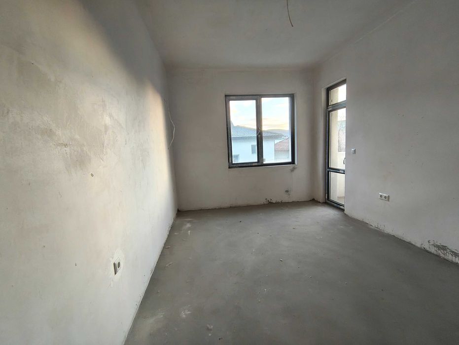 Продава се Тристаен апартамент в Търговище, Боровец - 80 кв.м за 1658 €/кв.м - Снимка #4