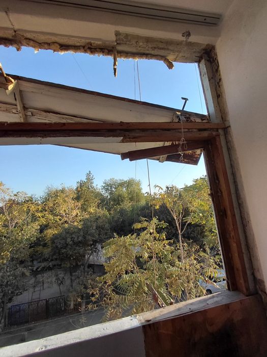 Старые доски, и металл б/у