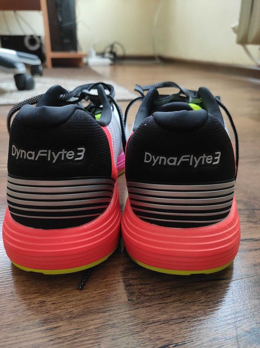 Обувки Asics DynaFlyte 3