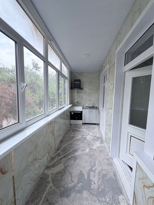 Продается Своя. Юнусабад 8 кв 2х пер в3х. 3 этаж.