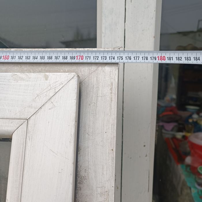 Akfa plast rom sotiladi 1.75x1.75