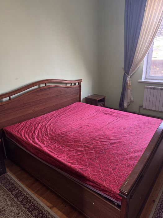 Продам Матрас б/у двухспальный