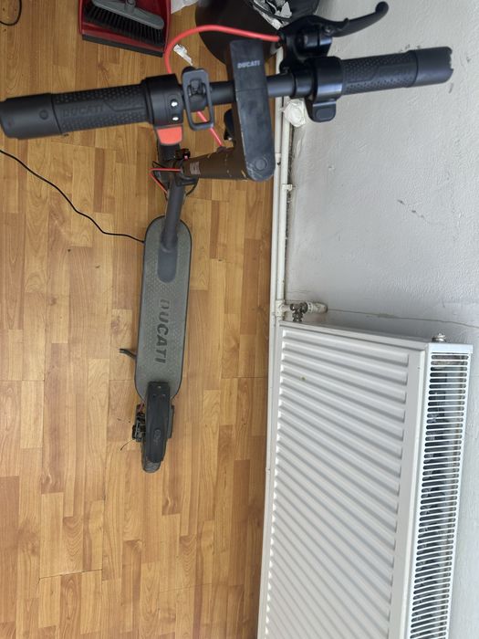Trotineta eletrica ducati