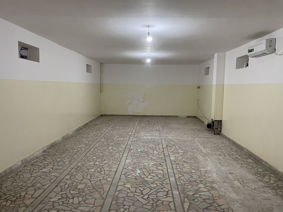 Бино сотилади 2136кв(Дом куриш учун)