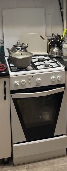 Продается газ плита, духовка, пылесос