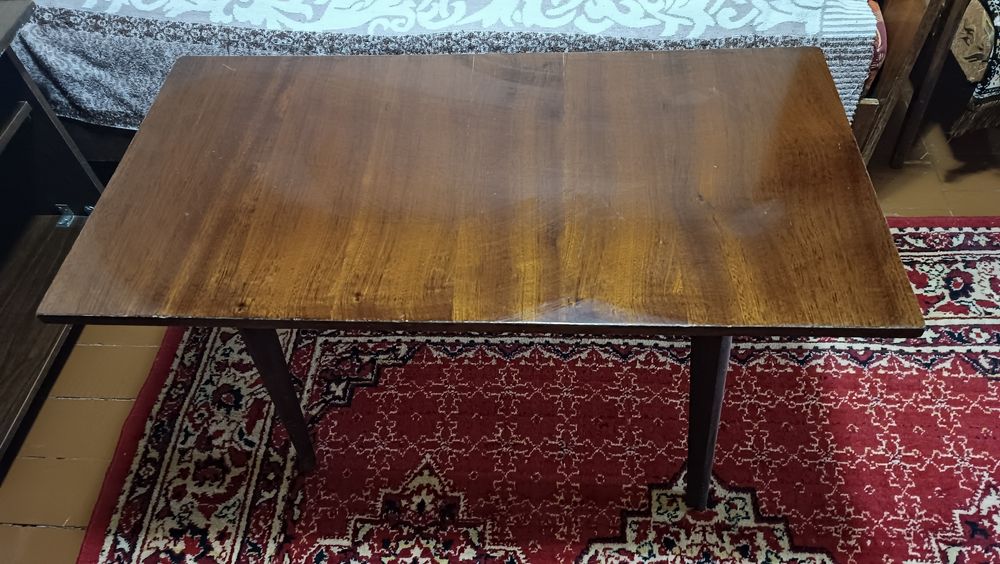 Продается журнальный столик