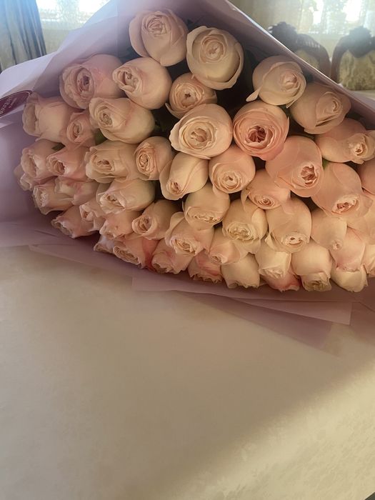 Букет цветы розы шикарные