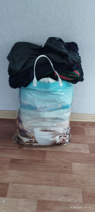 Продам женскую одежду