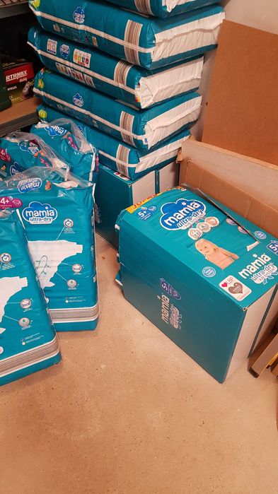 Памперси и гащички мамиа / mamia внос от Англия
