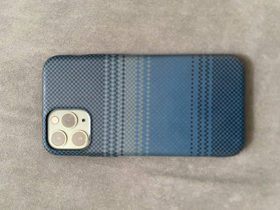 Продам iPhone 11 Pro
