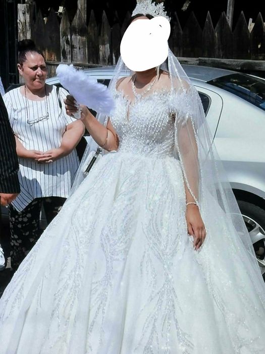 Rochie mireasa de vanzare