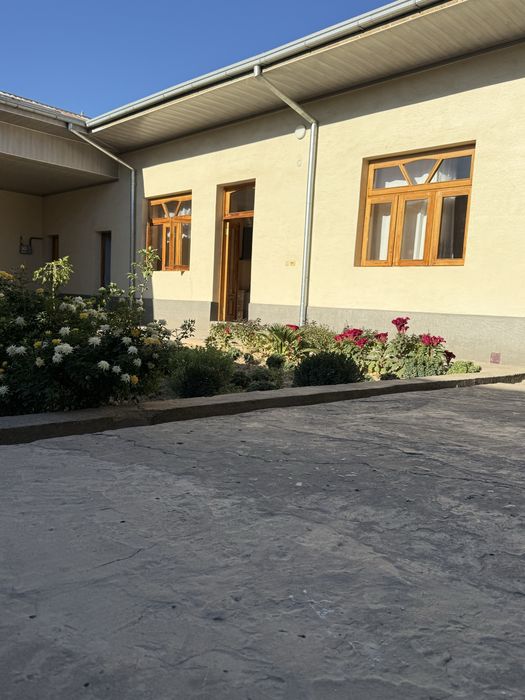 Uy sotiladi Toshkent tumani Yengi Toshmi postan 5 K/m kirganda