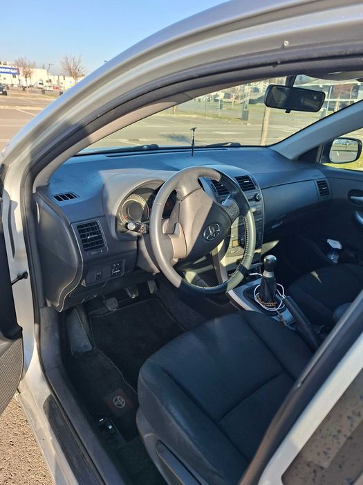 Unic proprietar vand masina Toyota Corolla Diesel