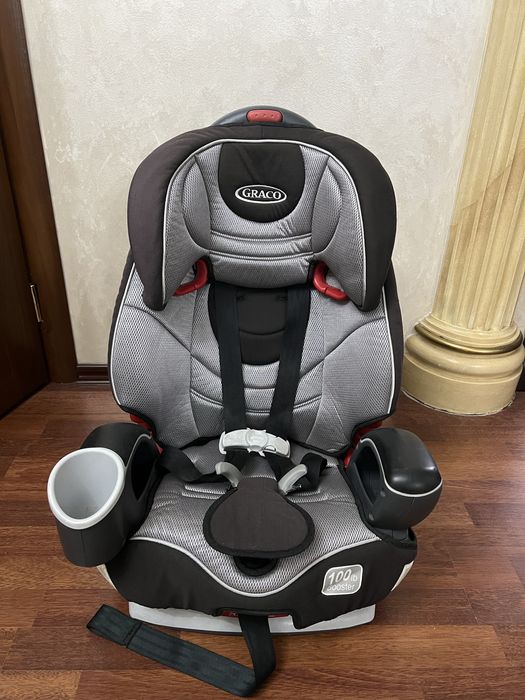Детское автокресло Graco