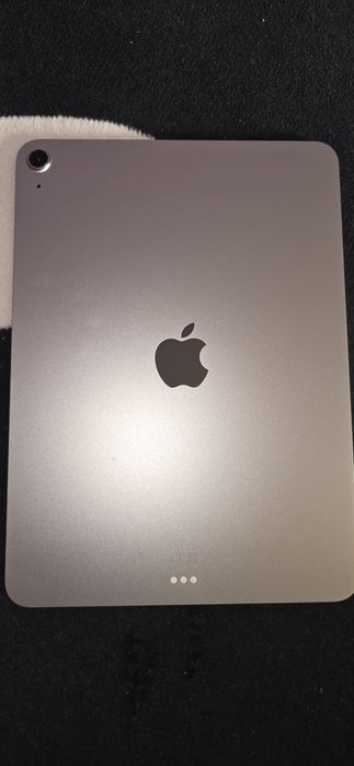 iPad Air 11-inch