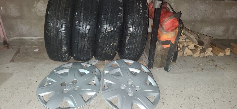 Продам летние шины на 14