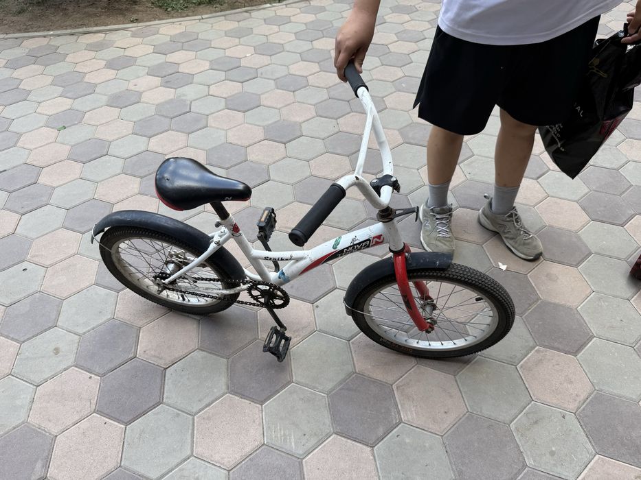 Продам велосипед на 6-8 лет