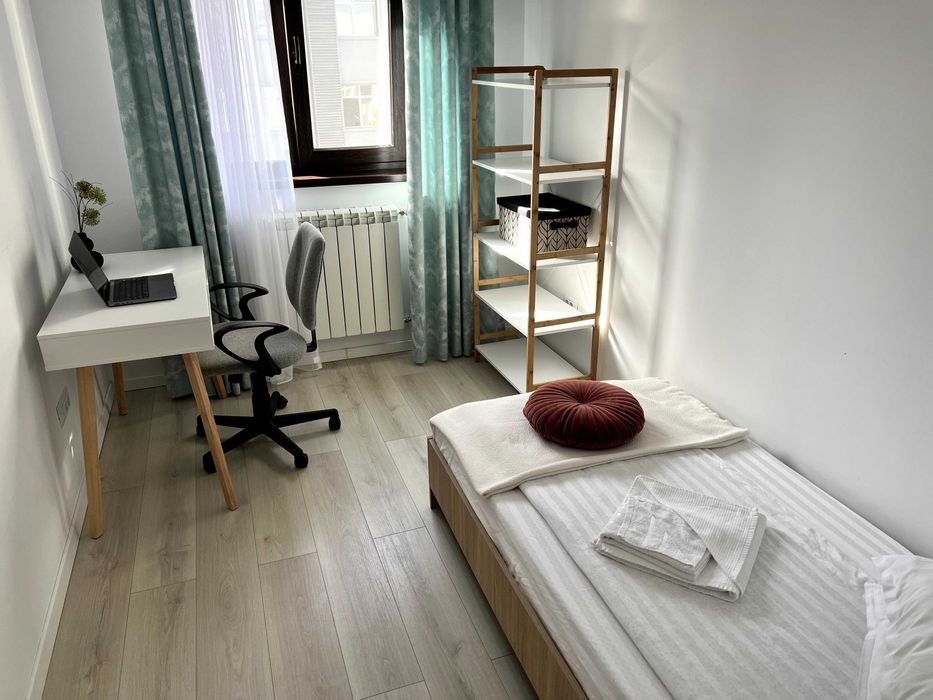 Apartament 3 camere de inchiriat Palas Mall