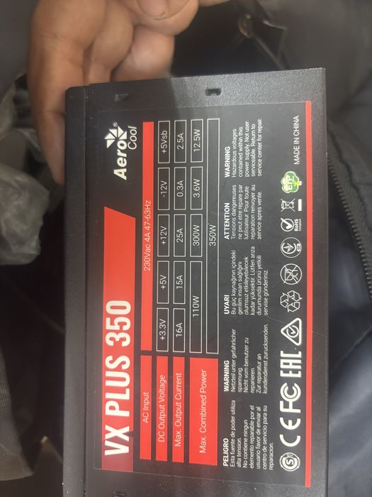 Продам блок питания Aerocool plus 350w