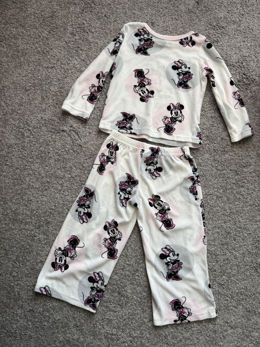 Pijama Minnie 3-4 ani