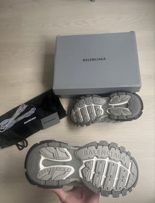 Balenciaga Track
