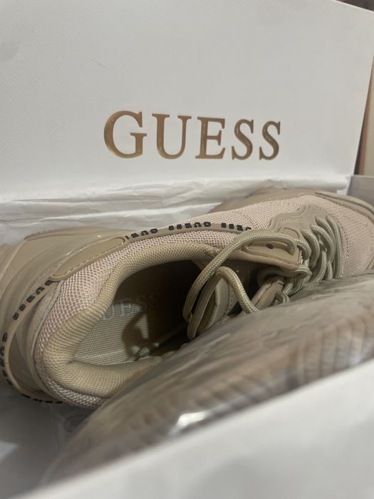 Дамски обувки Guess