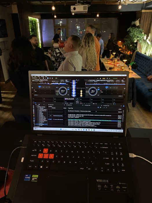 DJ + Solistă + Program Tarabană Galați și oriunde în țară