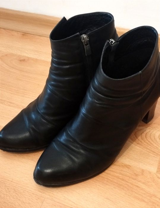 Боти естествена кожа Sara Pen