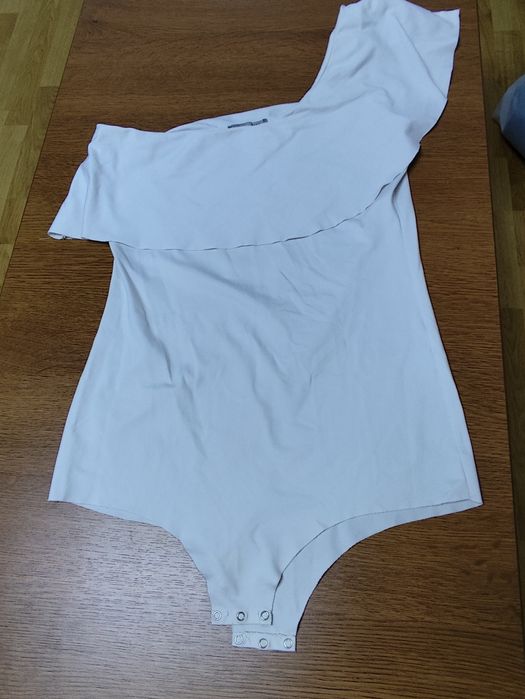 Zara body asimetric