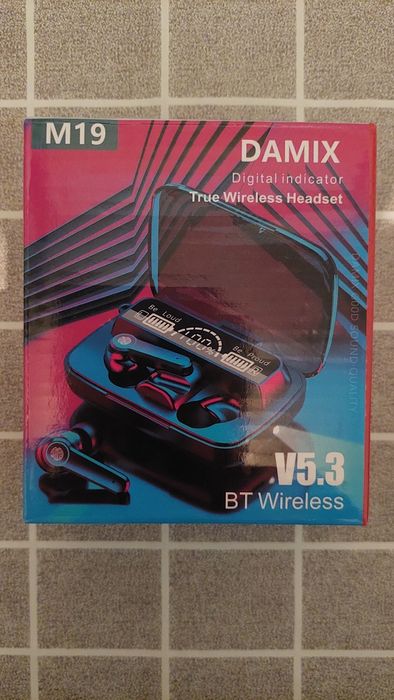 Блютуз наушники.