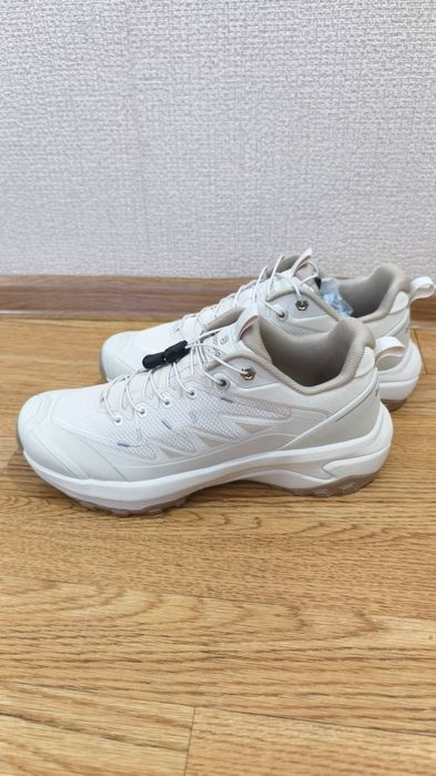 Трекинговые кроссовки