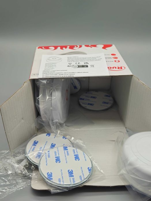 Комплект 4 бр. фотоелектрични датчици за дим магнитен монтаж и 9V бат.