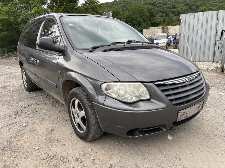 Chrysler Voyager 2.5crd 143hp 2005 На Части
