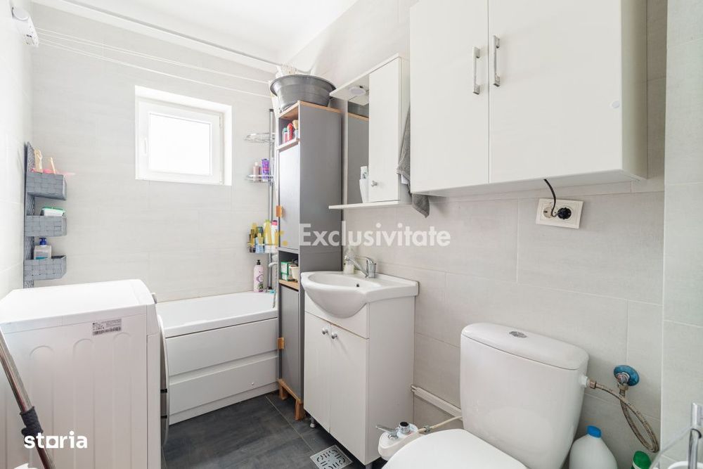 2 camere etaj 1 din 3 Leroy Merlin Bragadiru