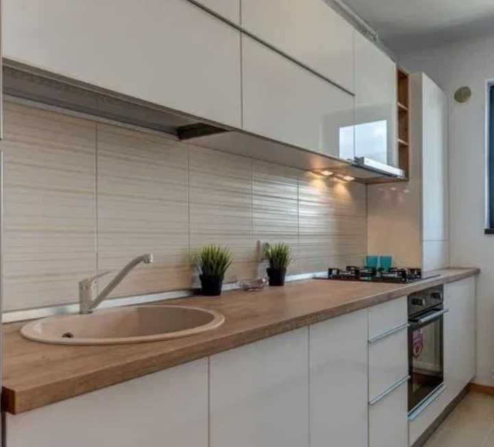 Дава се под наем Двустаен апартамент в Пловдив, Каменица 2 - 65 кв.м за 219.3 € - Снимка #2