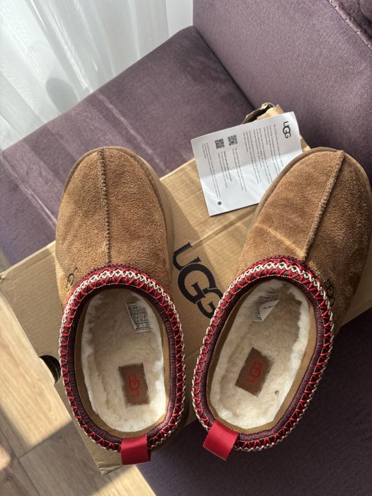 Обувки  Ugg Tazz