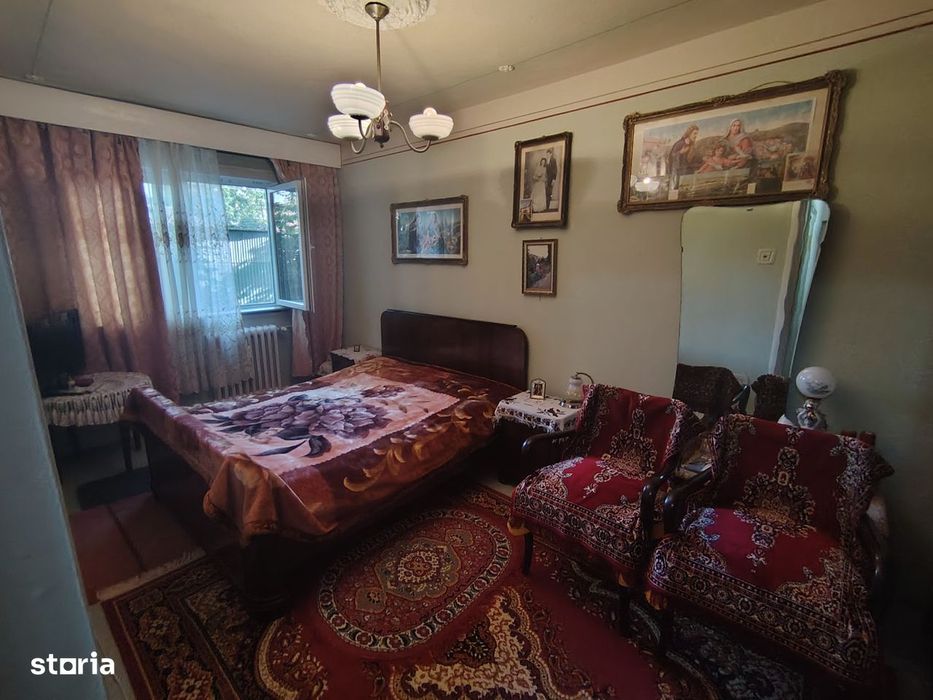 Apartament la parter mare, zona Vlaicu bloc 10 etaje