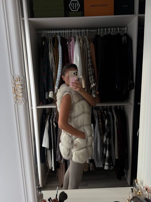 Vestă din blană naturală de vulpe
