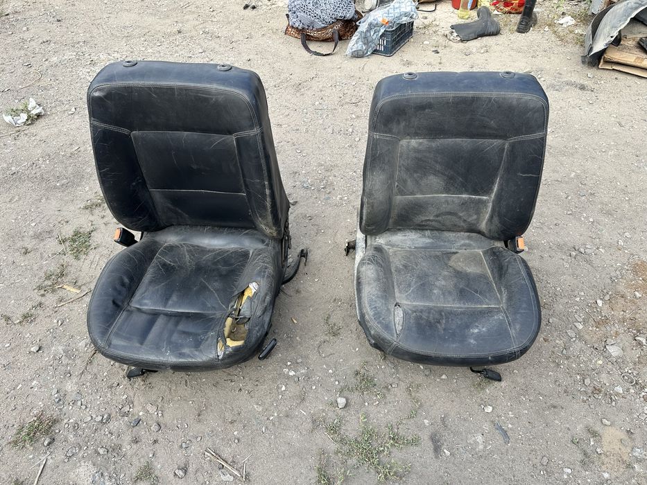 Продам сидения ауди 80 б4