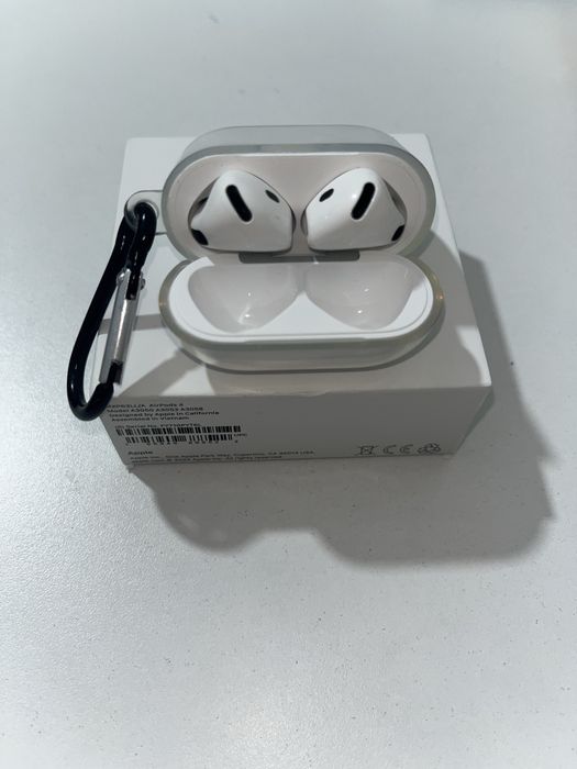 AirPods 4 оригинал