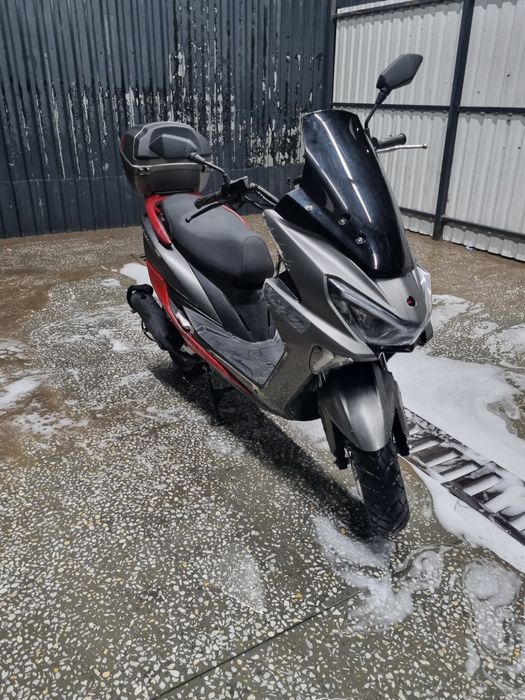 G tiger skutiri srochna sotiladi