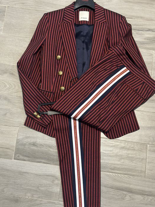 PINKO costum intreg de la 3320 la 1200 de lei