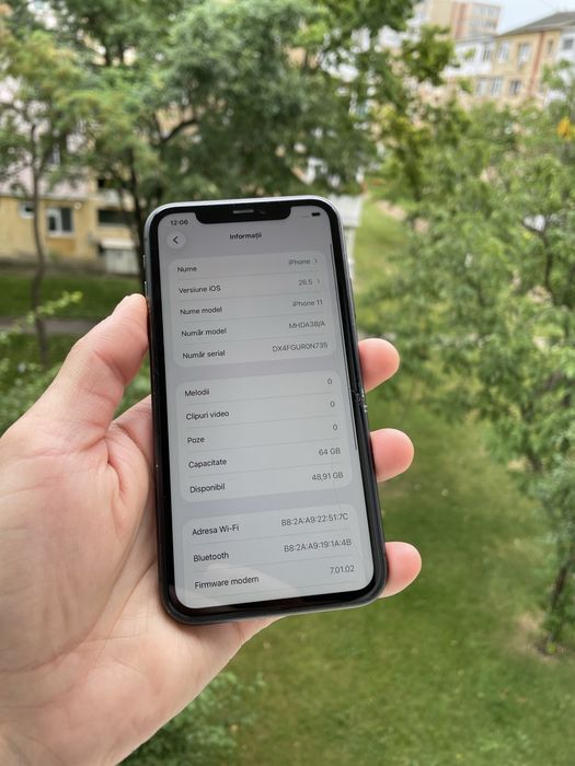 • Iphone  11 • piese • codat retea •