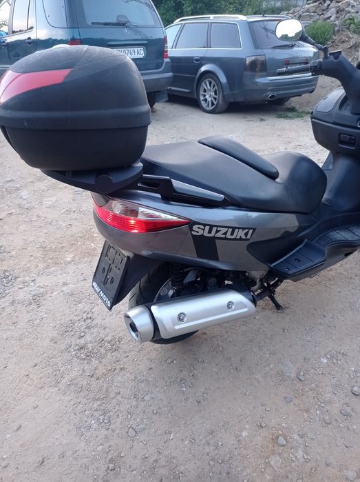 Suzuki Burgman 200