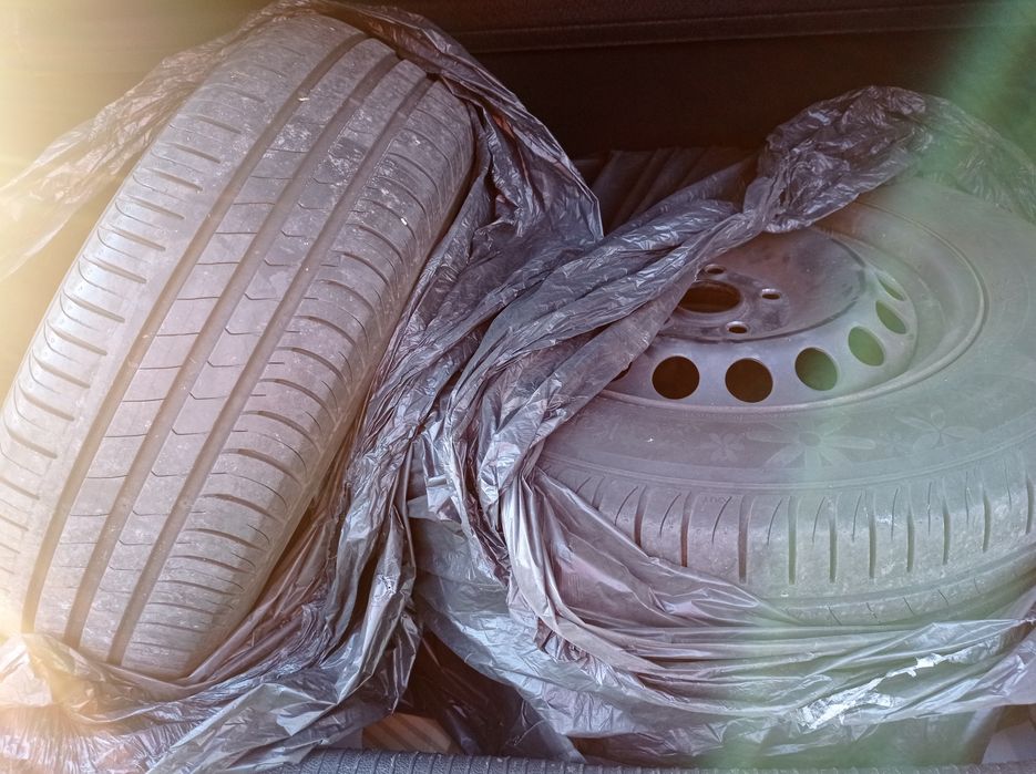 Anvelope cu Jante vara 195 65 R15