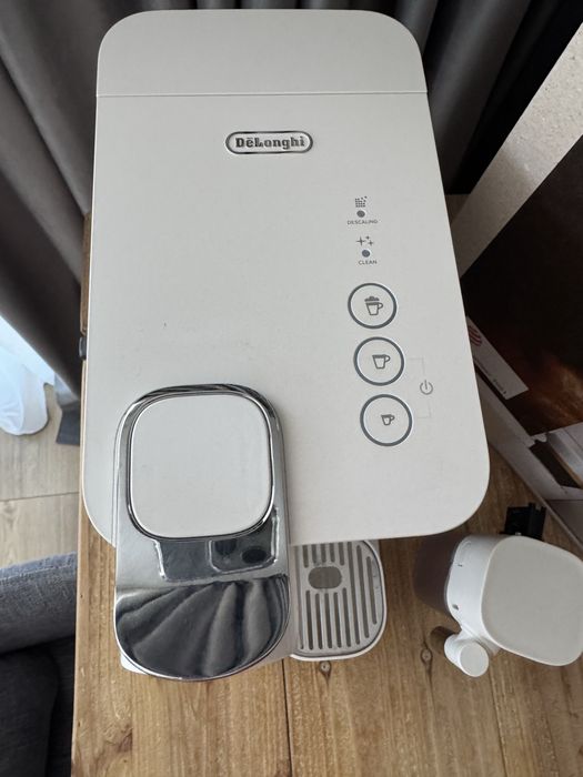 Aparat de cafea Nespresso Lattissima One Evolution